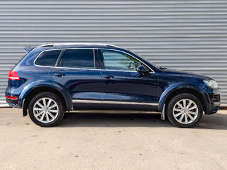 фото Volkswagen Touareg II 2014