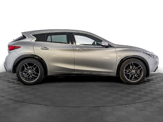 фото Infiniti Q30 2018