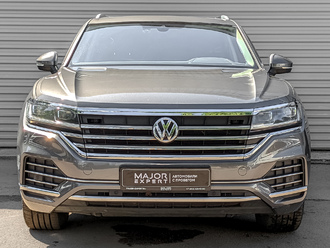 фото Volkswagen Touareg III 2019