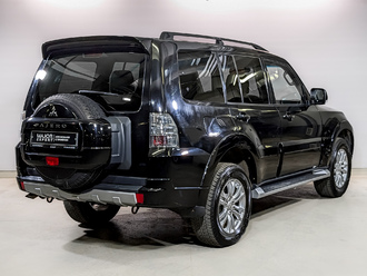 фото Mitsubishi Pajero IV 2012