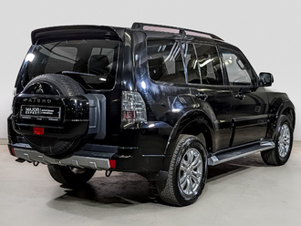 фото Mitsubishi Pajero IV 2012