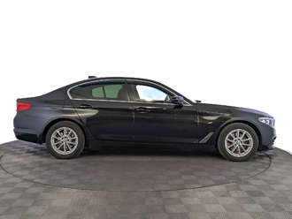 фото BMW 5 (G30/F90) 2020