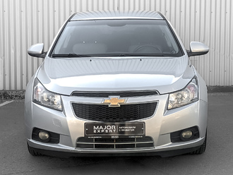 фото Chevrolet Cruze (J300/J305) 2012