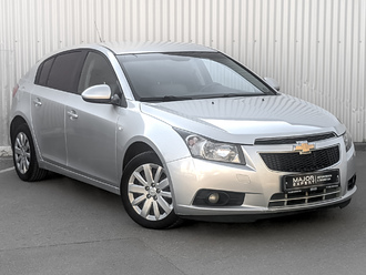 фото Chevrolet Cruze (J300/J305) 2012