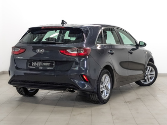 фото Kia Ceed III 2021