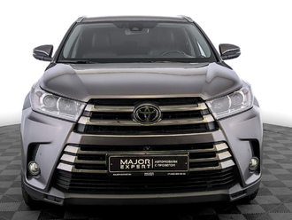 фото Toyota Highlander III 2018