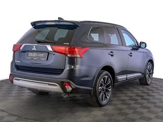 фото Mitsubishi Outlander III 2021