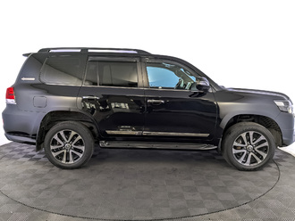 фото Toyota Land Cruiser 200 2018