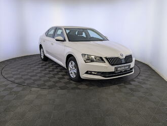 фото Skoda Superb III 2017