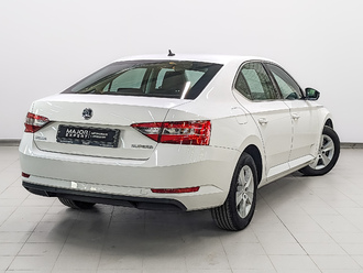 фото Skoda Superb III 2017