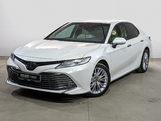 фото Toyota Camry VIII 2020