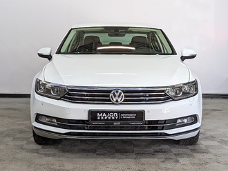 фото Volkswagen Passat B8 2018