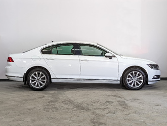 фото Volkswagen Passat B8 2018