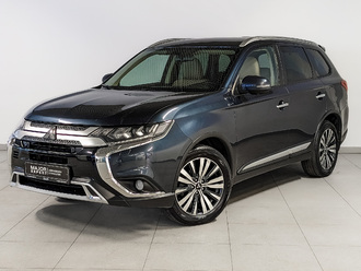 фото Mitsubishi Outlander III 2020