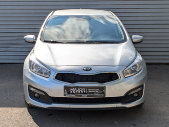 фото Kia Cee`d II 2017