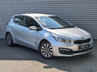 фото Kia Cee`d II 2017