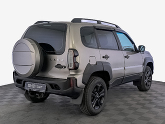 фото Lada Niva (Niva Travel) 2022