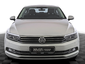 фото Volkswagen Passat B8 2019