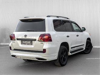 фото Toyota Land Cruiser 200 2014