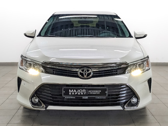 фото Toyota Camry VII 2015