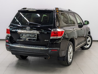 фото Toyota Highlander II 2013