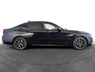 фото BMW 5 (G30/F90) 2021