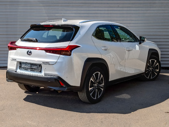 фото Lexus UX 2019