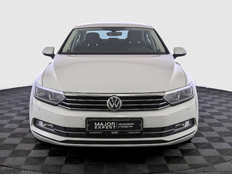 фото Volkswagen Passat B8 2019