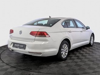 фото Volkswagen Passat B8 2019