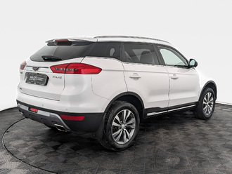 фото Geely Atlas 2021