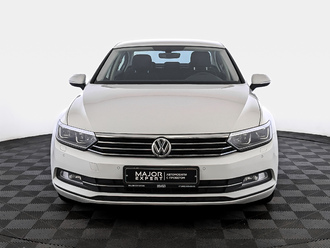 фото Volkswagen Passat B8 2019