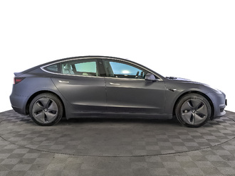 фото Tesla Model 3 2020