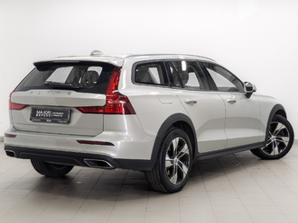 фото Volvo V60 Cross Country 2021 с пробегом