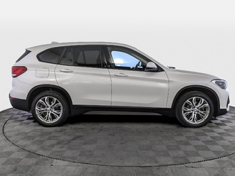 фото BMW X1 (F48) 2021