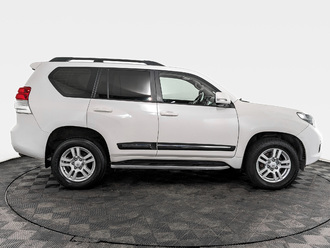 фото Toyota Land Cruiser Prado 150 2010