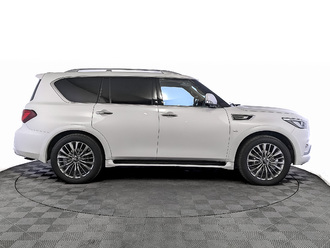 фото Infiniti QX80 2018