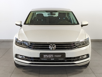 фото Volkswagen Passat B8 2019