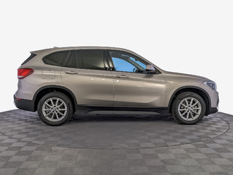 фото BMW X1 (F48) 2022