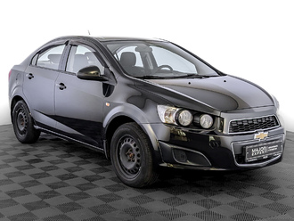 фото Chevrolet Aveo (T300) 2014