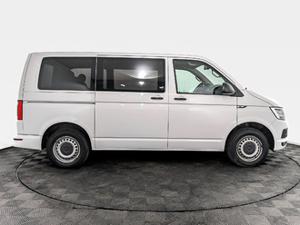 фото Volkswagen Multivan T6 2017