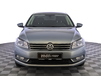 фото Volkswagen Passat B7 2012