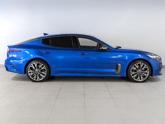 фото Kia Stinger I 2019