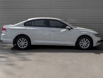 фото Volkswagen Passat B8 2015