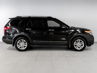 фото Ford Explorer V 2015