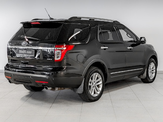 фото Ford Explorer V 2015