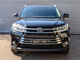 фото Toyota Highlander III 2018