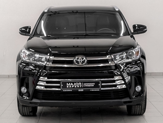 фото Toyota Highlander III 2018