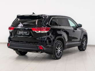 фото Toyota Highlander III 2018