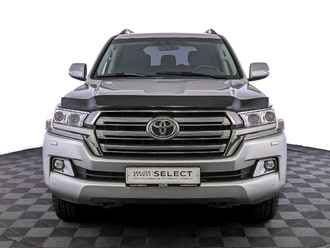 фото Toyota Land Cruiser 200 2016