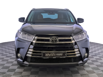 фото Toyota Highlander III 2017